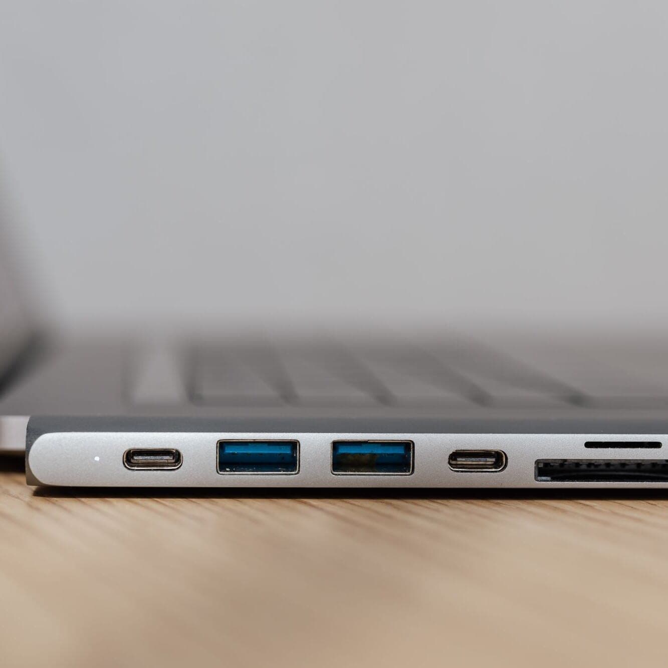 USB-C Hub 7-in-1